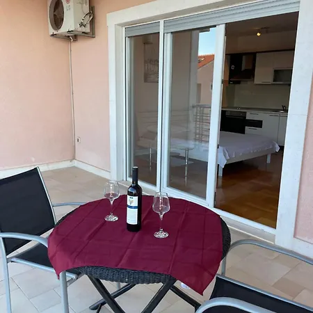 Luciana Apartament *