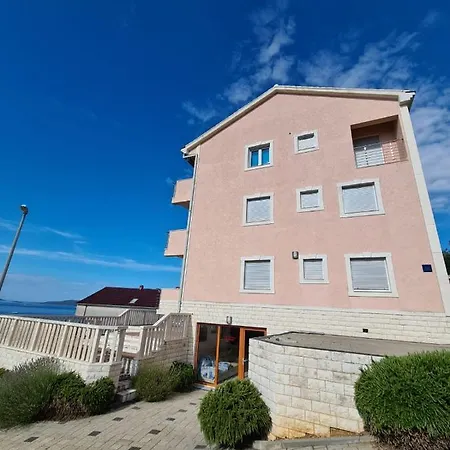 דירה Luciana טרוגיר