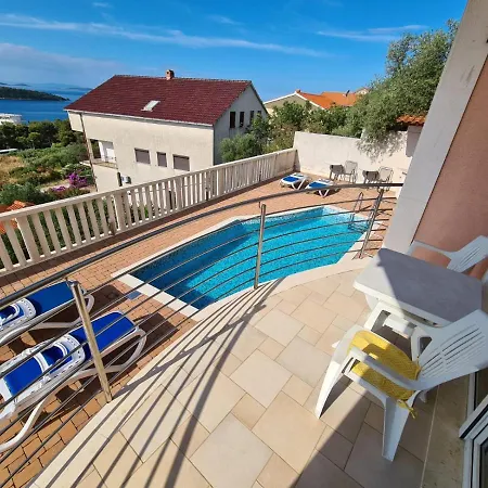Luciana Apartman