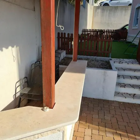 露西安纳别墅酒店 公寓 *