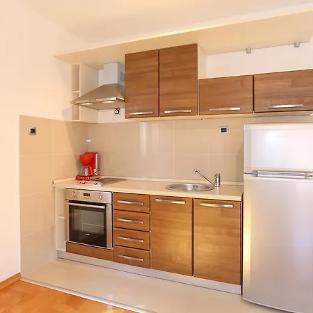 Apartman Luciana *