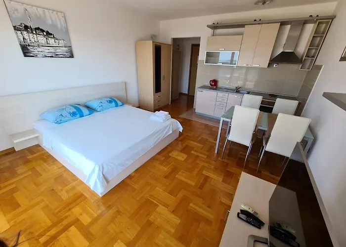 Luciana Apartmán Trogir